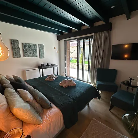 Tuffeau Belle An Pierre D Hôtes&spa