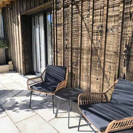 Tuffeau Belle An Pierre D Hôtes&spa Couette-café 3*