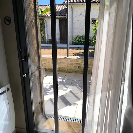 Tuffeau Belle An Pierre D Hôtes&spa
